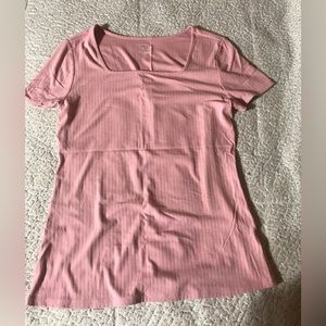 Womens Medium Top